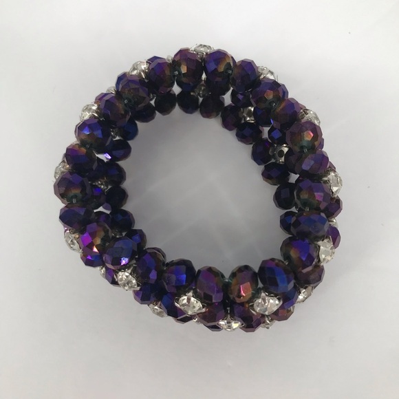 5 for $25 🌼 Oil slick Iridescent Beaded Stretch Bracelet - Picture 4 of 5